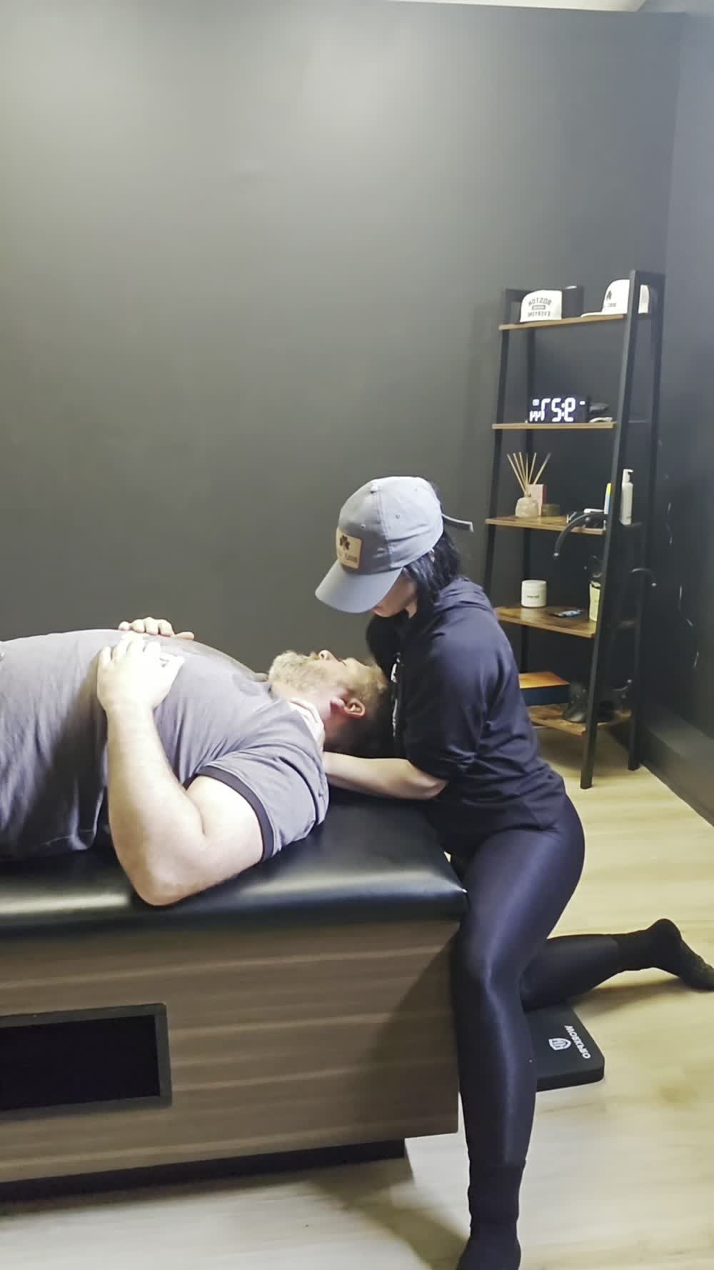 Aligned Athlete performance therapy session